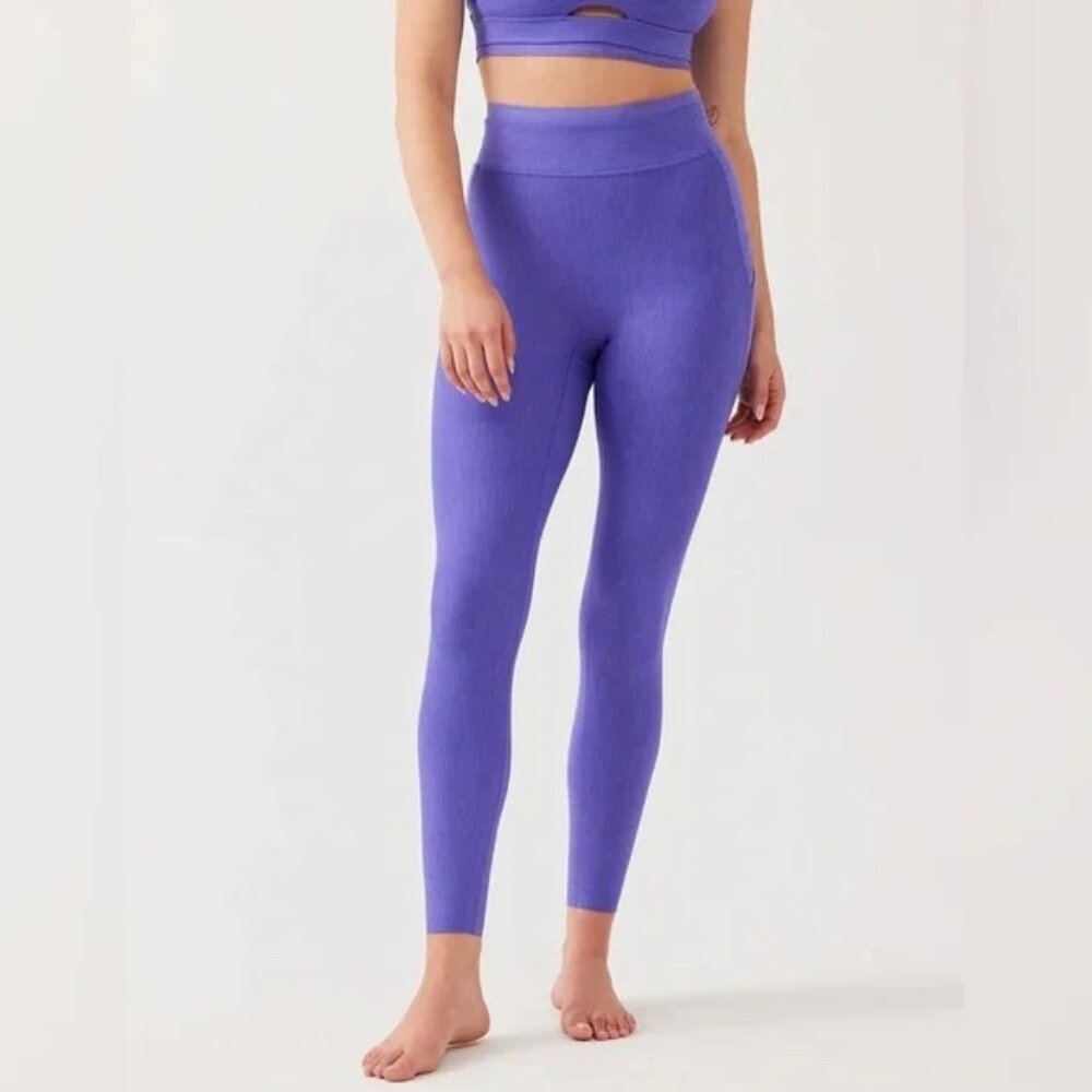 NWT Outdoor Voices TechSweat™ Thrive 7/8 Legging – Violet XS
